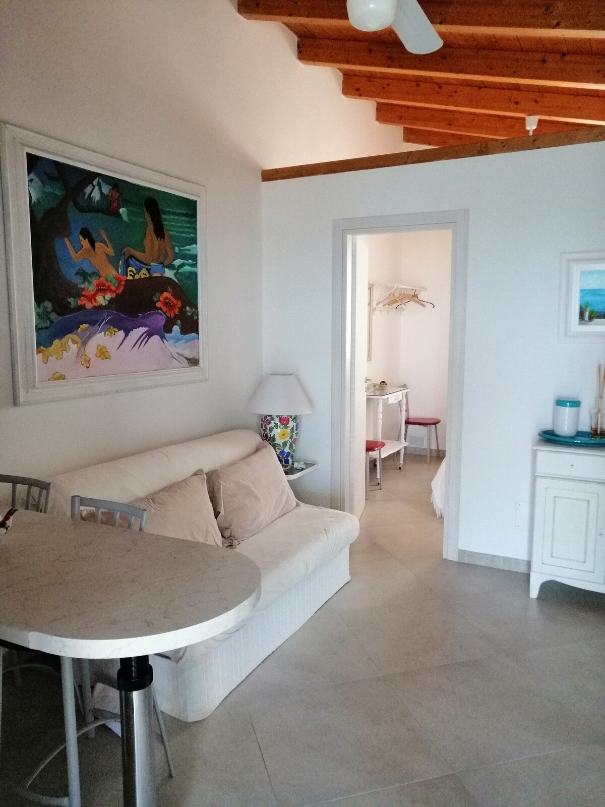 Top Airbnb: Overlooking the sea 6 pax. in Mattinata