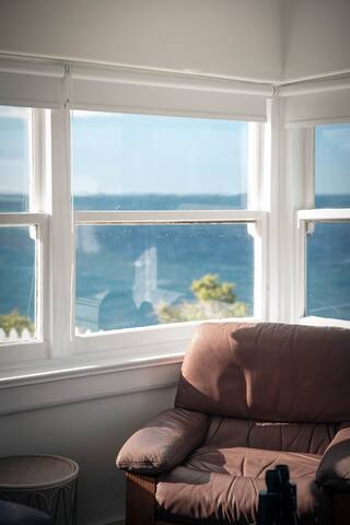 Light Keepers House – next to Low Head Lighthouse gallery image 3