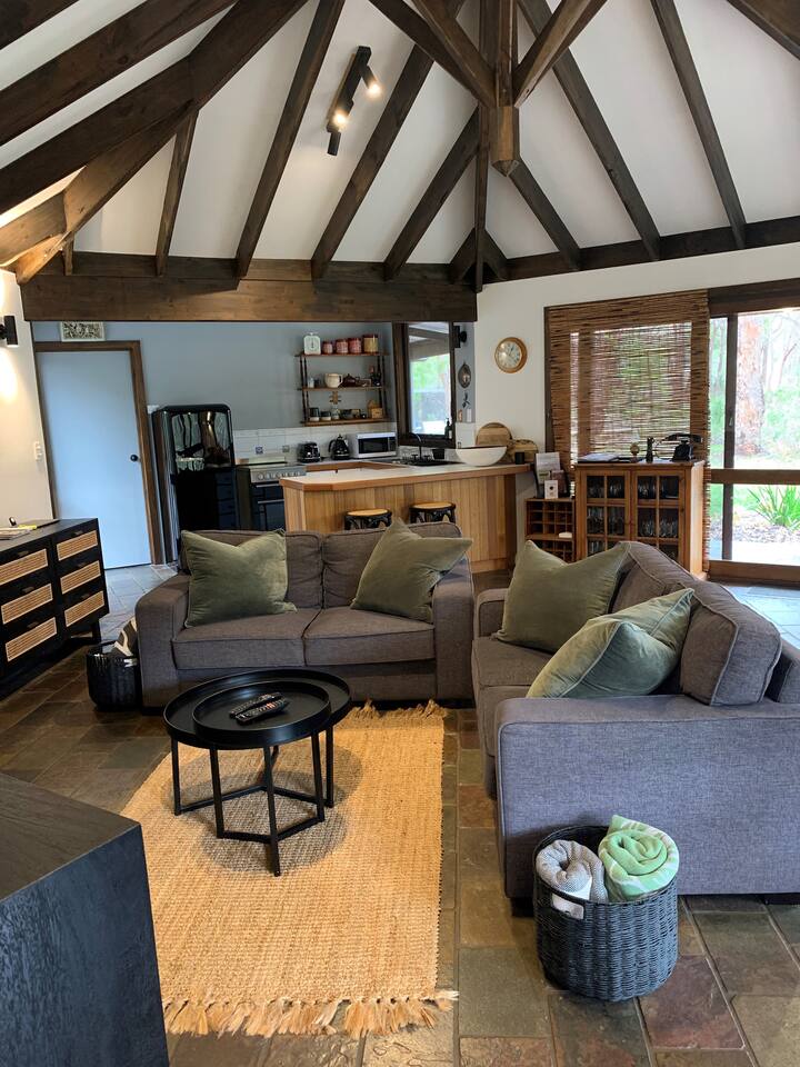 Rainbow Cottage - Cosy Cottage - Margaret River - Margaret River