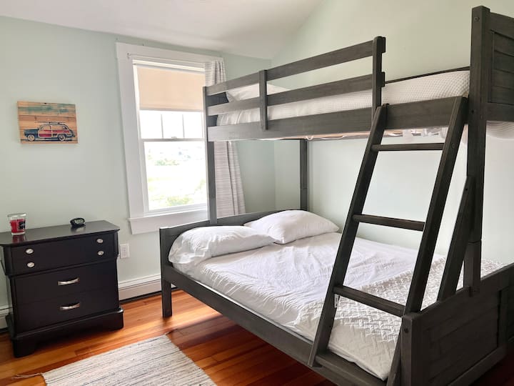 Full Bottom Twin Top Bunk