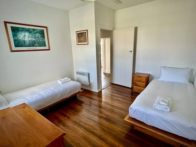 Water-side Coxswains Cottage gallery image 5