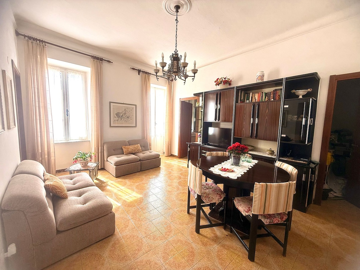 Top performing Airbnb: Appartamento Caterina- Cod. Citra 011019-LT-0182 in Monterosso Al Mare