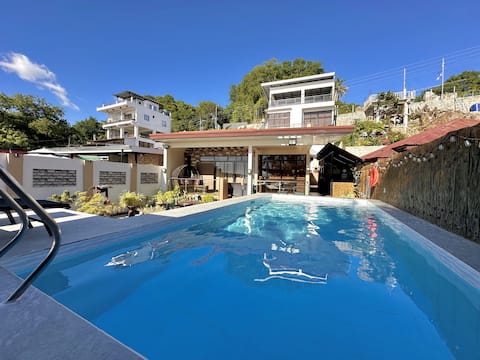 Beach getaway Villa in Lobo