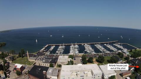Downtown Menominee House just steps from Marina