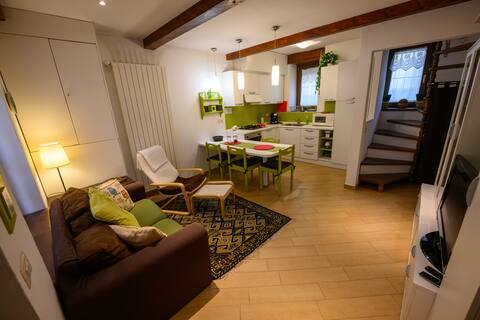 Rent "Casetta Ciolina", downtown, sleeps 4