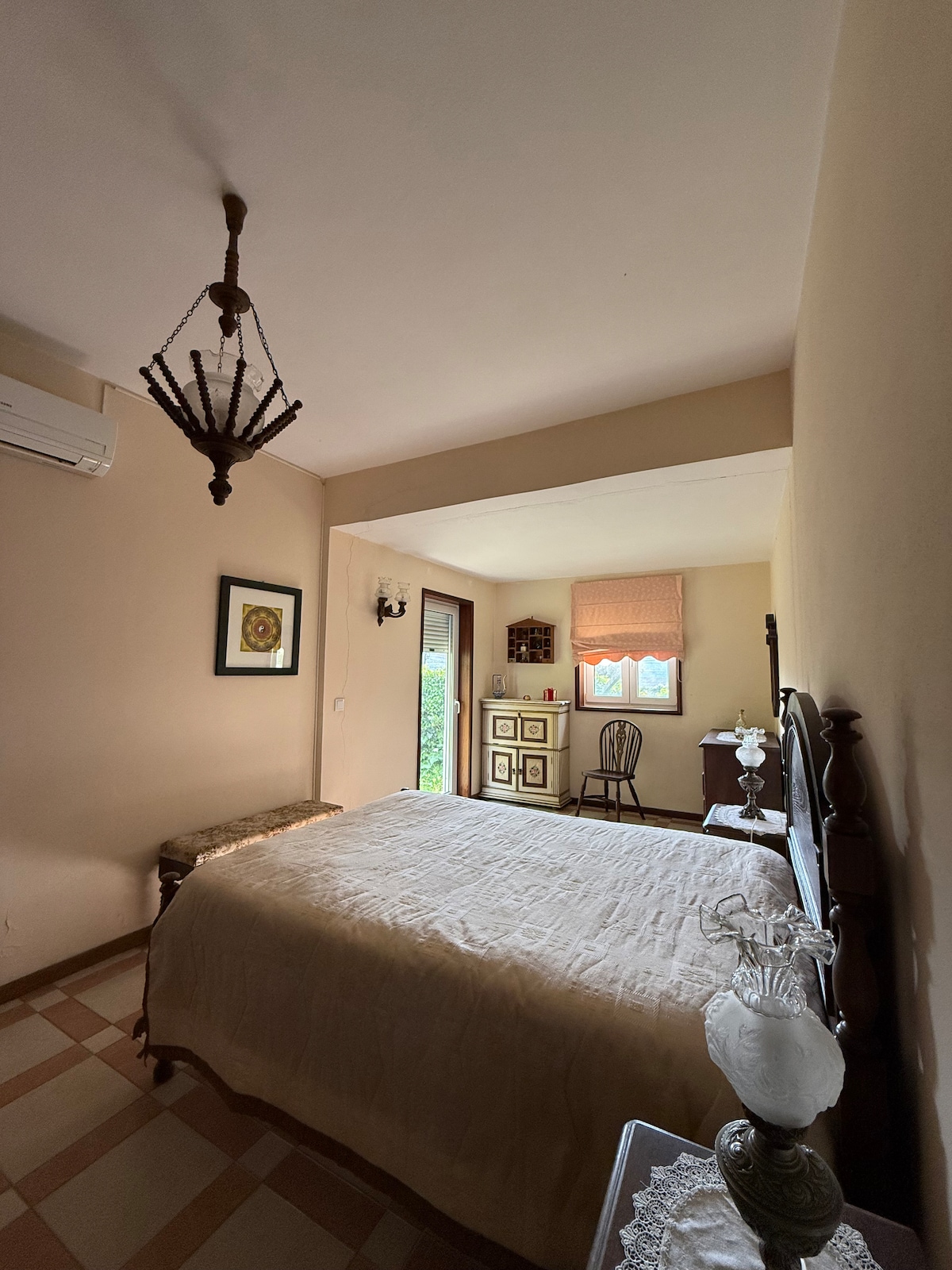 საძინებელი 1