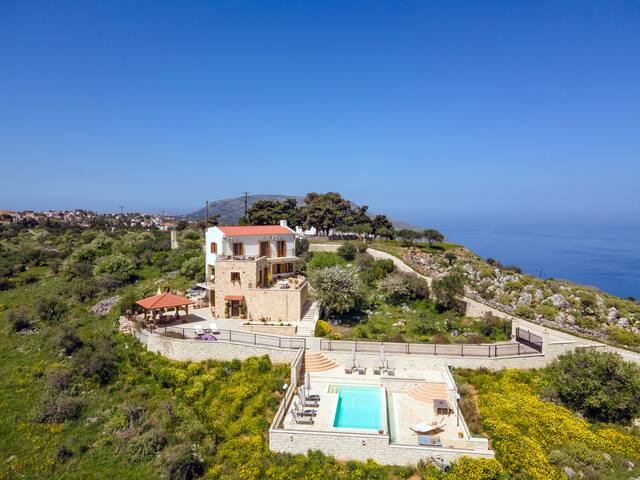 Maria’s panoramic seaview Villa gallery image 4