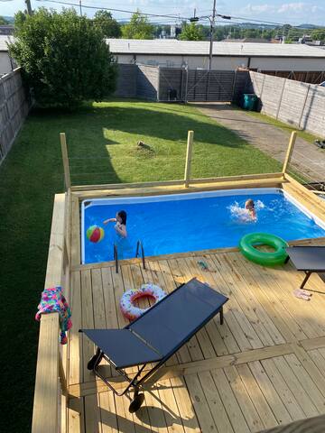 Pool @ Anderson House in 5 Points Hip East Nash