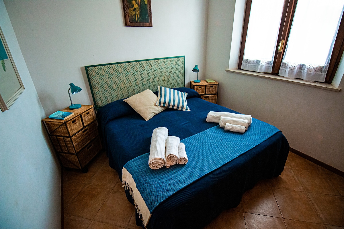 Camera matromoniale con bagno interno