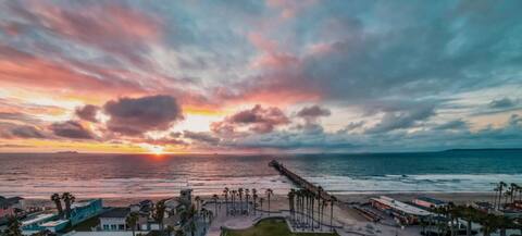 Enjoy the Best Ocean Views and Sunsets in a Beach Front Home
