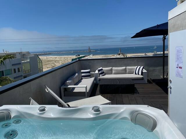 Modern Beach Home – Marina Del Rey / Venice gallery image 4