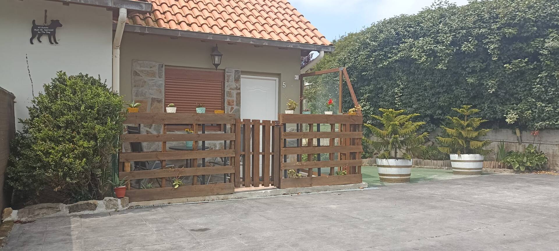 RURAL APARTMENT IN COASTAL AREA (TAGLE-SUANCES)