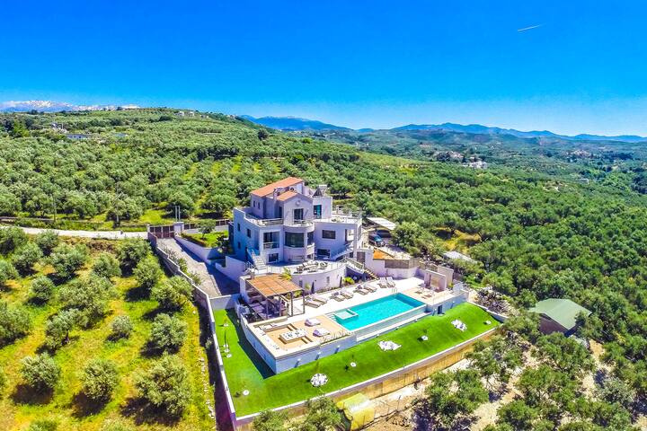 5′ to Beach / Private Heated Pool / Seaview / Gym gallery image 4