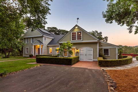 Vineyard Estate: 33 Acres, Private Vineyard + Lake
