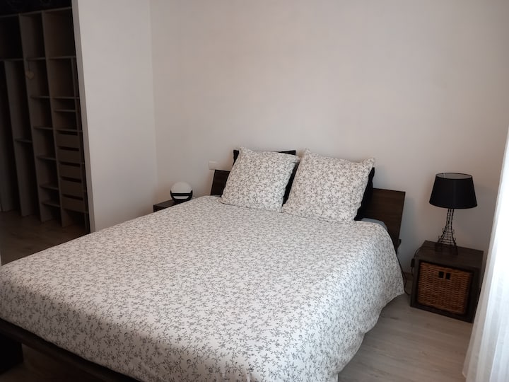 غرفة النوم 1