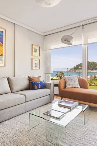 Palacio Miramar by FeelFree Rentals gallery image 4