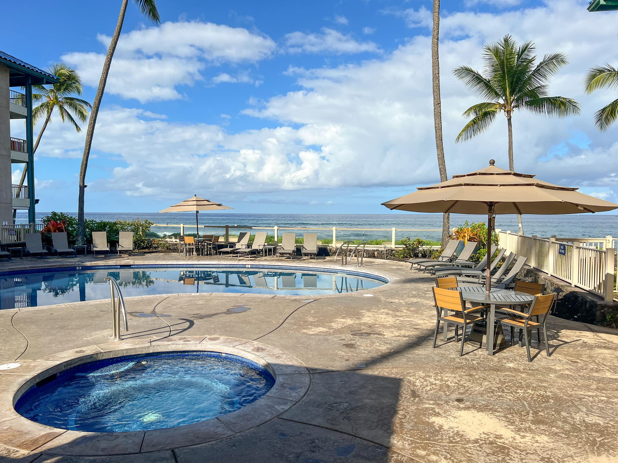 Condo in Kailua-Kona · ★4.97 · 1 bedroom · 2 beds · 1 bath - Image 29