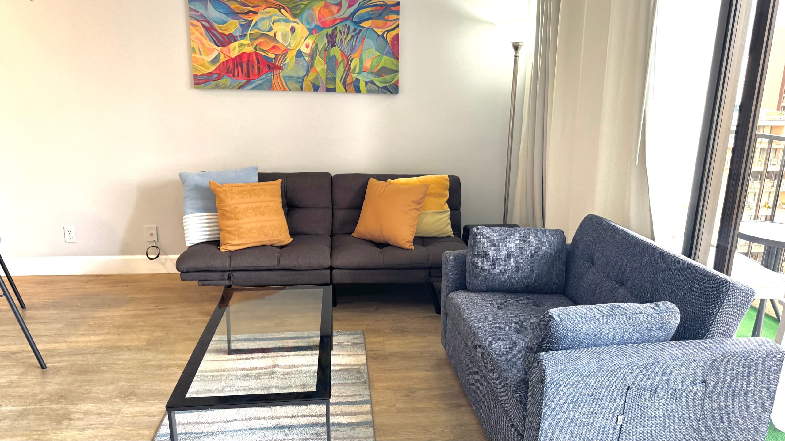 Pool, Jacuzzi, Parking, AC, WiFi, Cozy Beds & View - Image 1