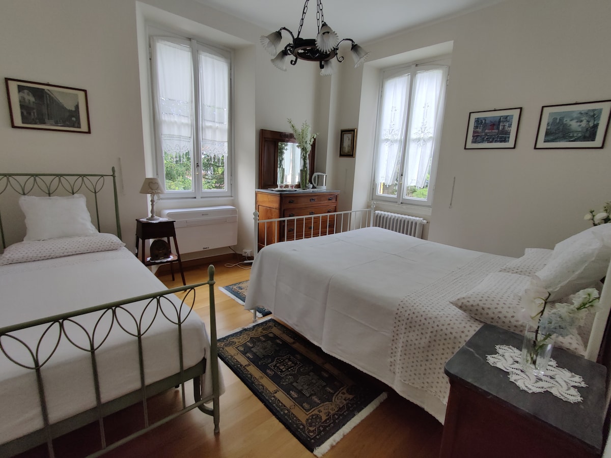 غرفة النوم 1