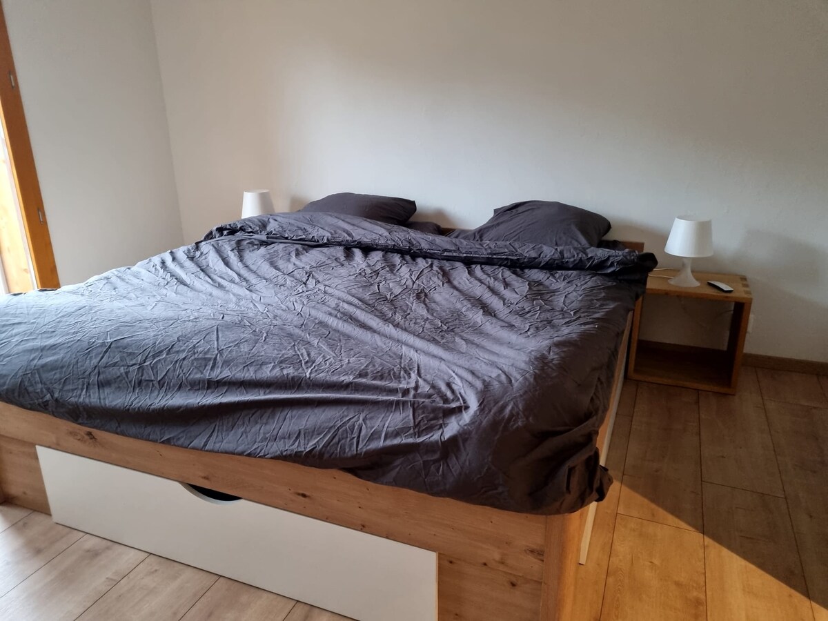 საძინებელი 1