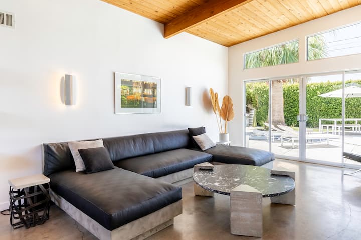 Midcentury Modern Oasis | Pool + Mountain Views - Palm Springs, CA