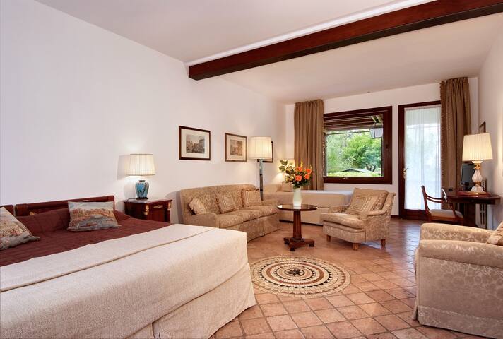 VILLA DACRI villa with garden close to the beach gallery image 2