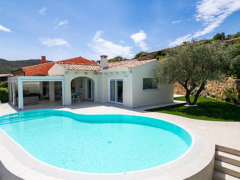 new villa Smeralda