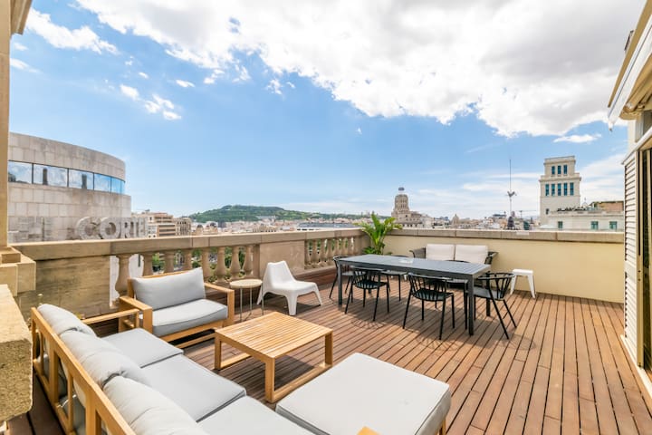 Unique Barcelona Rentals managed Airbnb listing 2