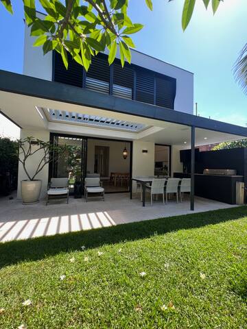 Manly beach house – 3.5 bedrooms – 150m to beach gallery image 4