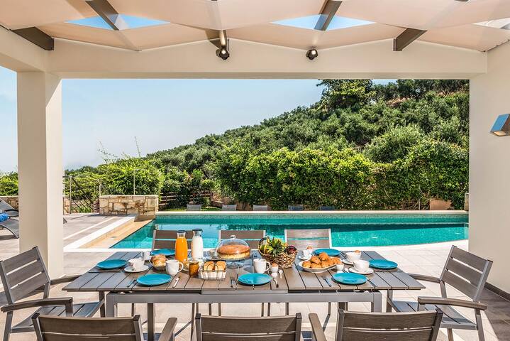 5′ to Beach / Private Pool / Playground / Views gallery image 4