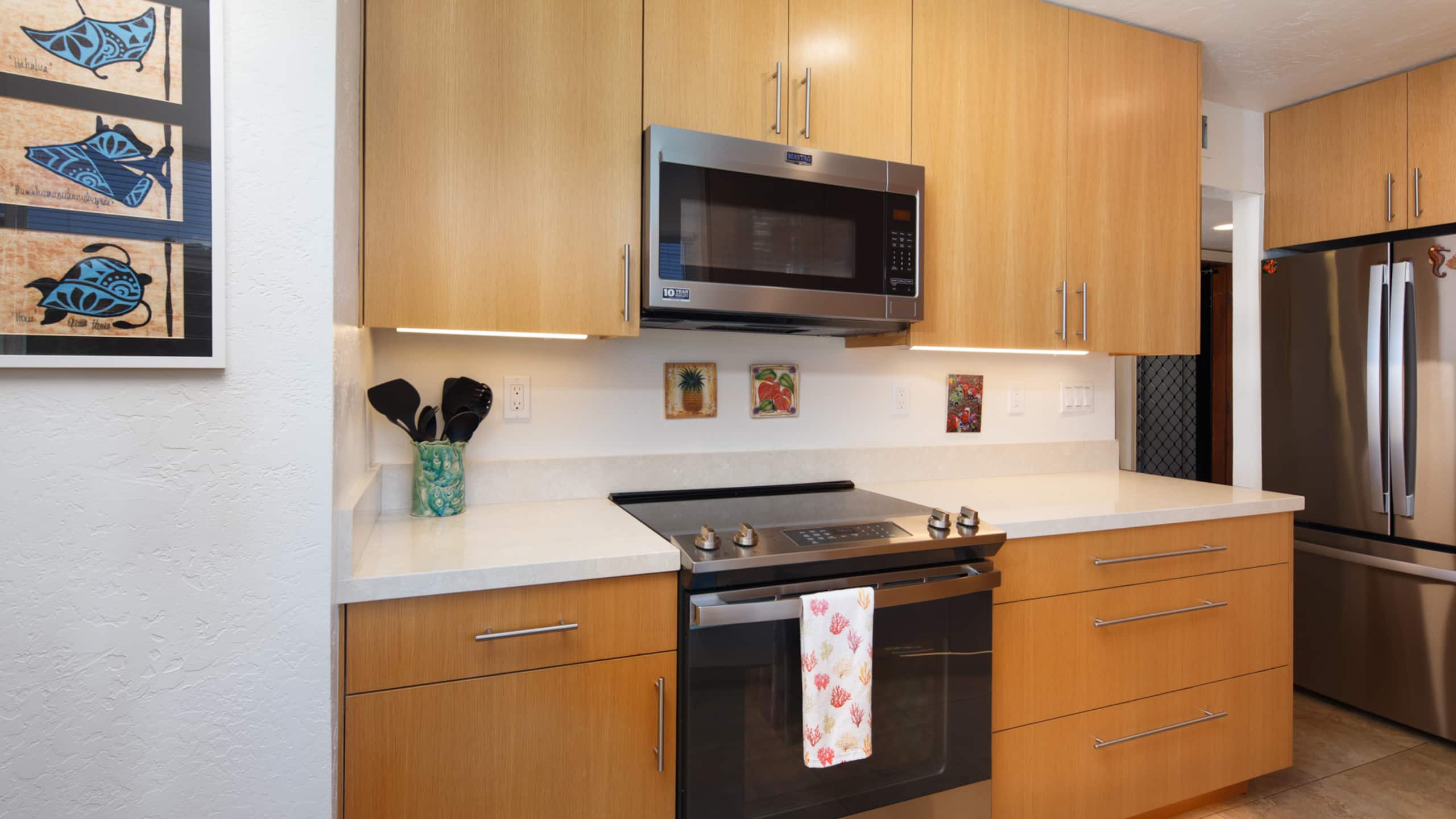Condo in Kailua-Kona · ★4.91 · 2 bedrooms · 2 beds · 2 baths - Image 5