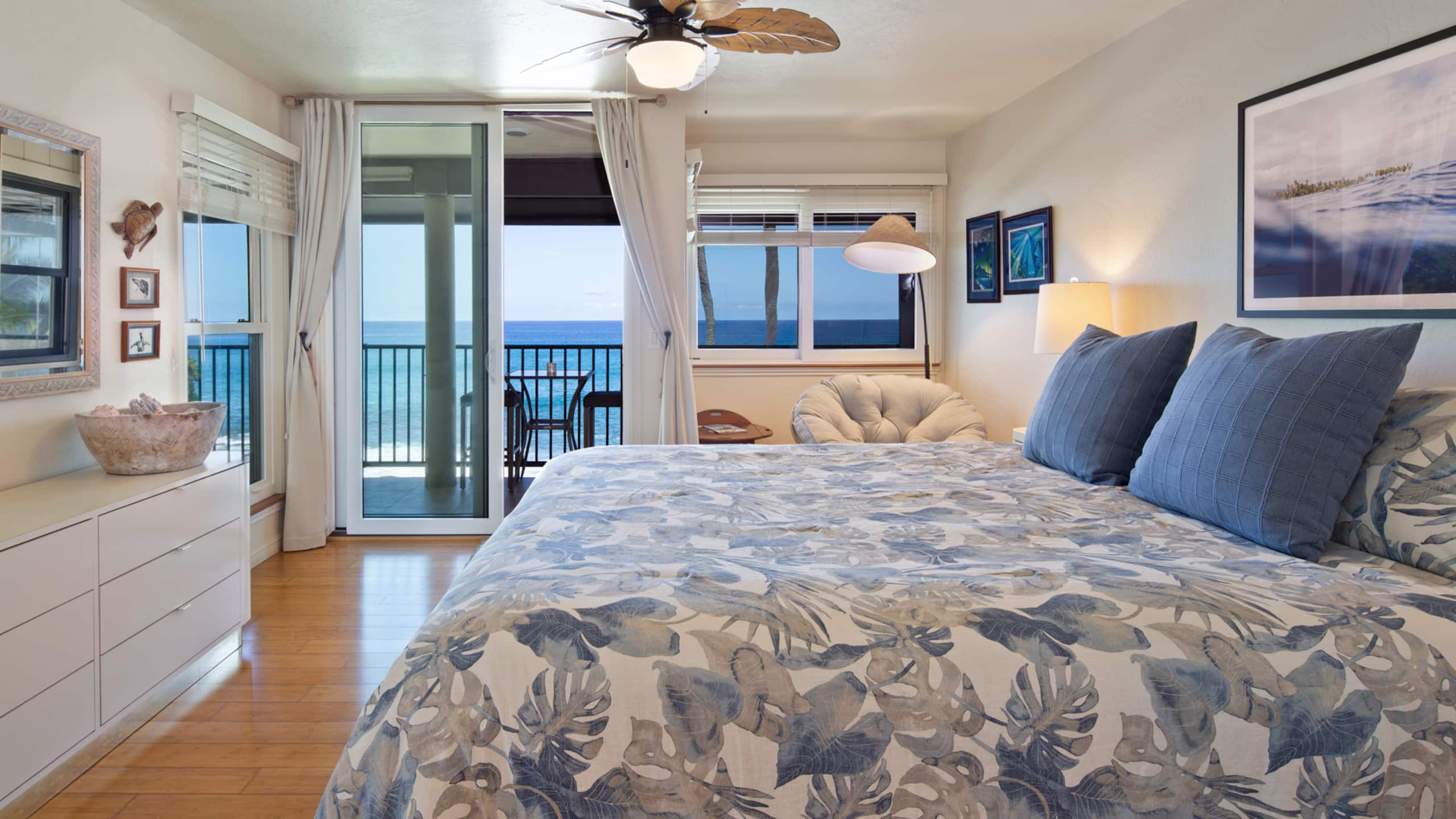 Condo in Kailua-Kona · ★4.91 · 2 bedrooms · 2 beds · 2 baths - Image 12