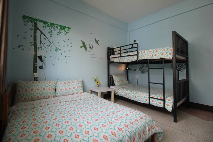 Baan Nampetch Hostel for 4 guests.
