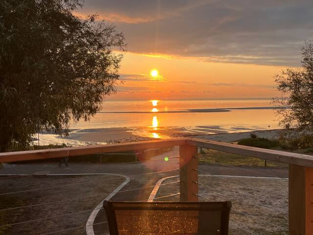 Beach House Dunsborough gallery image 2