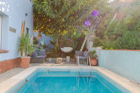 Chillout house,  with garden and pool  for family