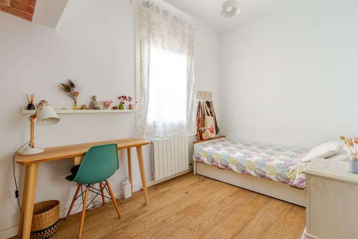 საძინებელი 4