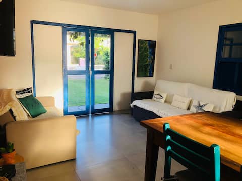 Popular Airbnb listing: House 100 meters from the beach - Praia de Cima/Pinheira in Palhoça