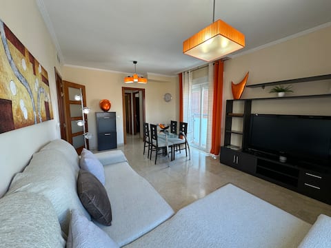 Apartment in Linares, Paseo area, with free parking