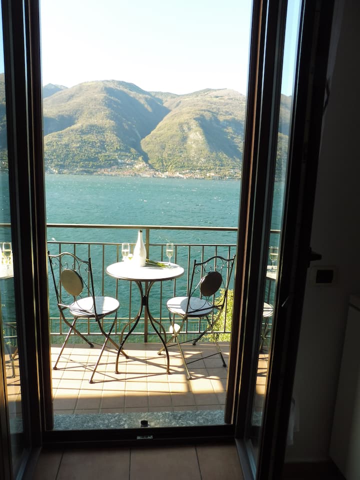 Apartment Giovanni At First Floor With Balcony - Lago de Como