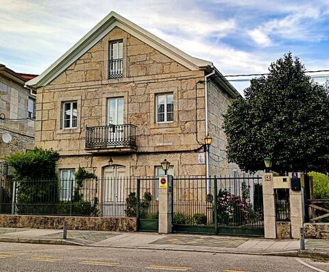 ANTIGUO HOSTAL LA ESPERIA (MONDARIZ-BALNEARIO)