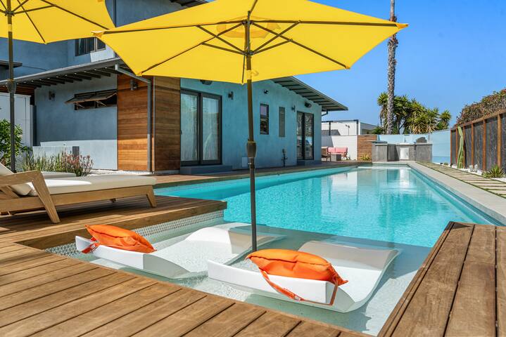 Gorgeous Westside Home – Pool/Spa – 3mi to Beach gallery image 4