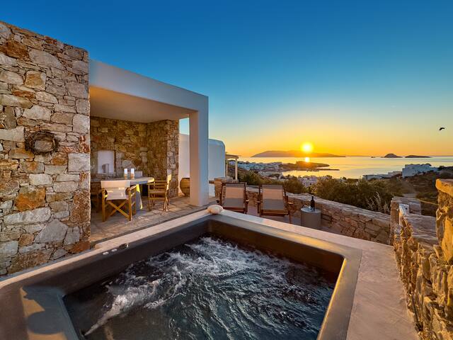 Sirokos – Mikros Vorias Folegandros