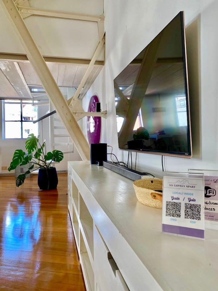 Industrial-style four-bedroom loft in Palermo