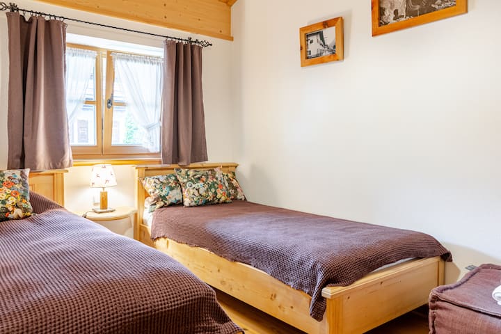 საძინებელი 3