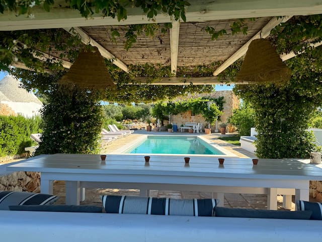 Trullo San Paolo Ostuni, Puglia gallery image 5