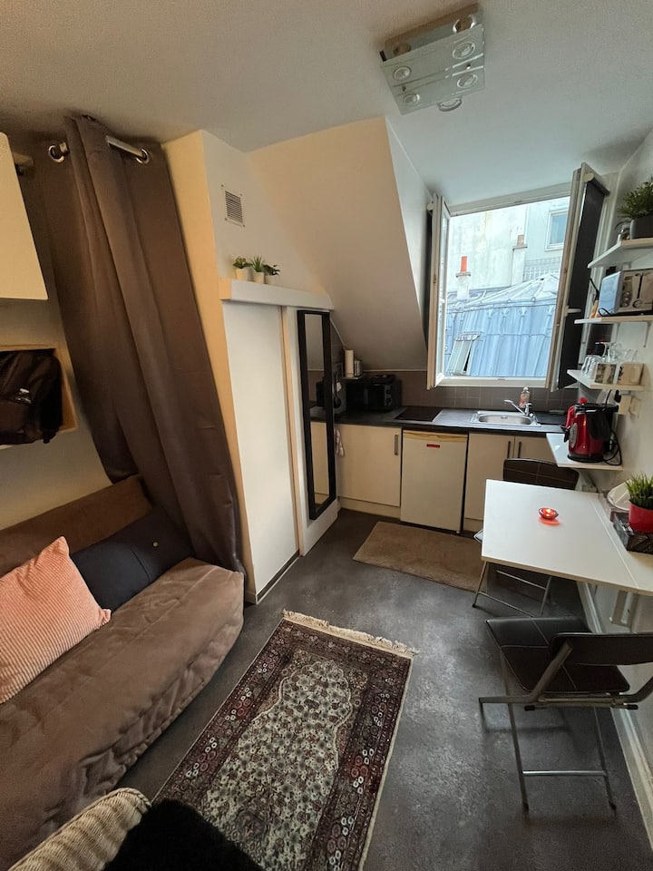 Studio Cosy Au Cœur De Paris Avec Ascenseurs - Paris