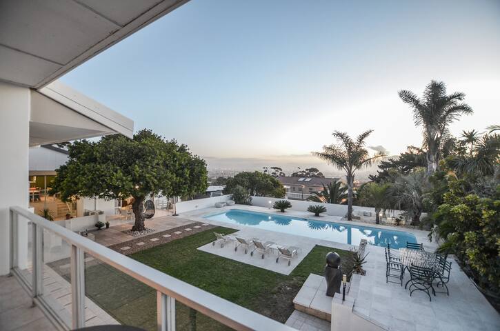 Capo Cabana Iconic Villa | Pool | Entertainment ! gallery image 3