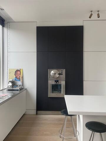 Modern family house in old beguinage in the center gallery image 4