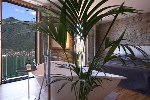 Romantic & Private Lake Como  village house