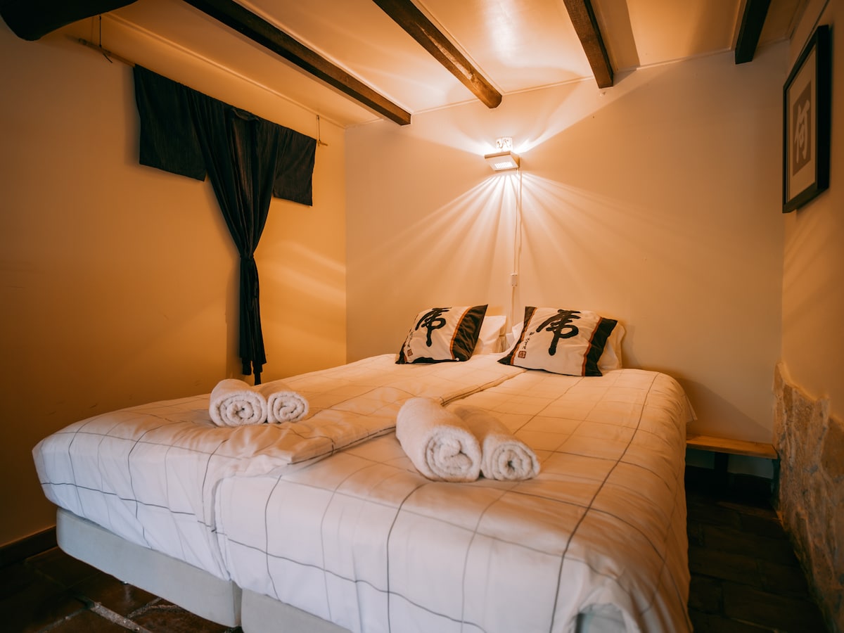 غرفة النوم 1